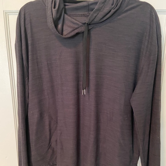 Old Navy black heather long sleeve lightweight hooded top… With side pockets… XL - Picture 2 of 11